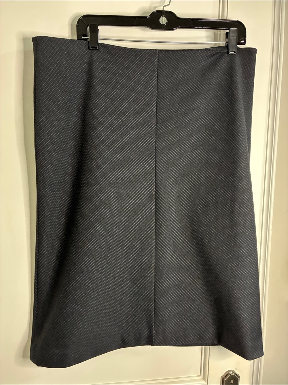 Jones New York Signature Charcoal Pinstripe Diagonal Seam Pencil Skirt XL π΅MT